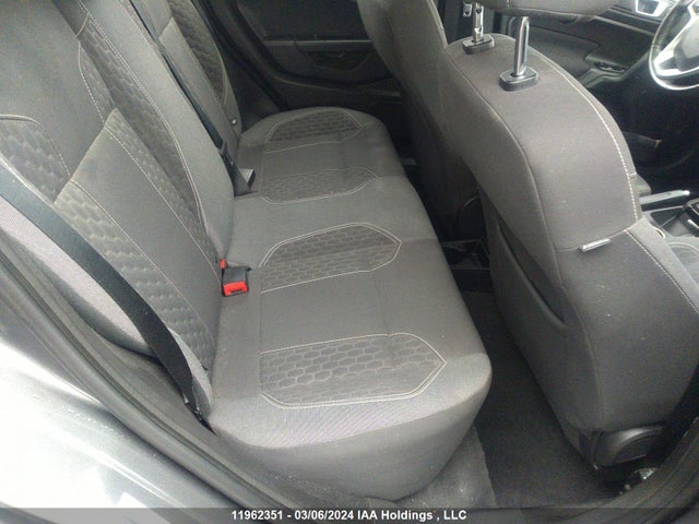Ford FIESTA SE 2014 3FADP4EJ0EM105802 Image 8