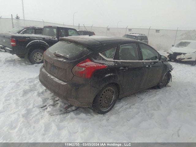 Ford Focus Titanium 2014 1FADP3N20EL261214 Image 4