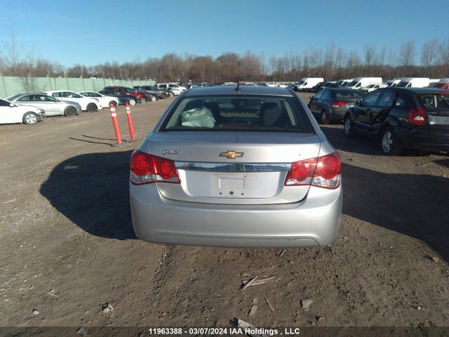 Chevrolet Cruze 2014 1G1PC5SB6E7359975 Image 16