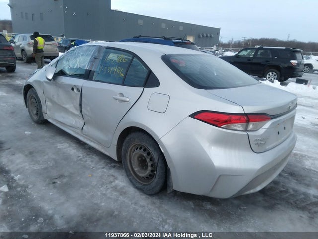Toyota COROLLA LE 2022 5YFBPMBE4NP331486 Image 3