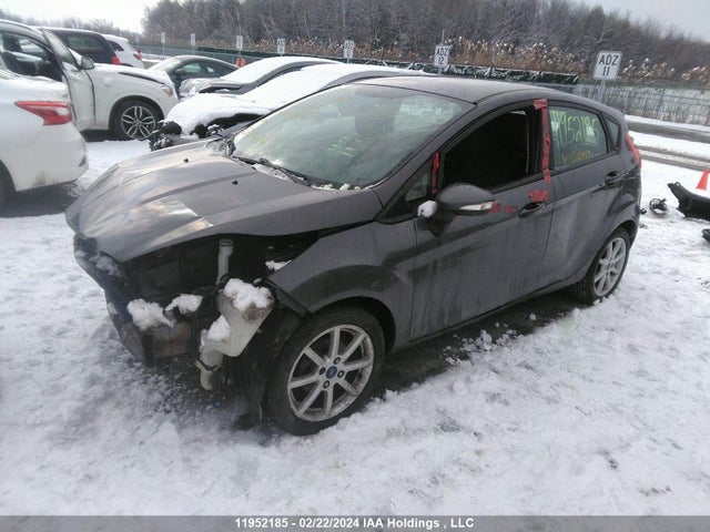 Ford FIESTA SE 2015 3FADP4EJ2FM180437 Image 2