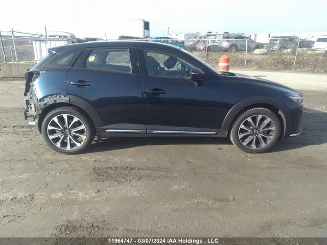 JM1DKFD75M1514349 Mazda CX-3