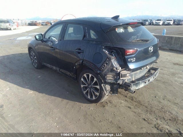 JM1DKFD75M1514349 Mazda CX-3