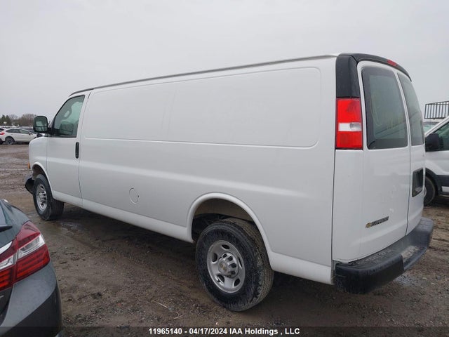 Chevrolet EXPRESS CARGO VAN 2023 1GCWGBFPXP1230896 Image 3