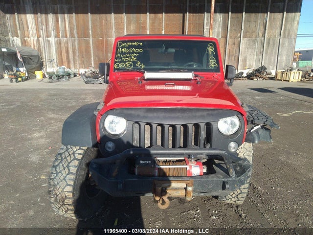 1C4BJWDG2EL150682 Jeep Wrangler Unlimited Sport
