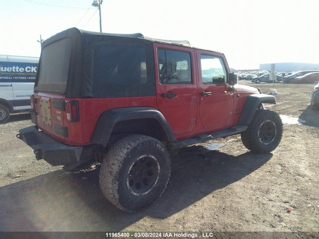 1C4BJWDG2EL150682 Jeep Wrangler Unlimited Sport