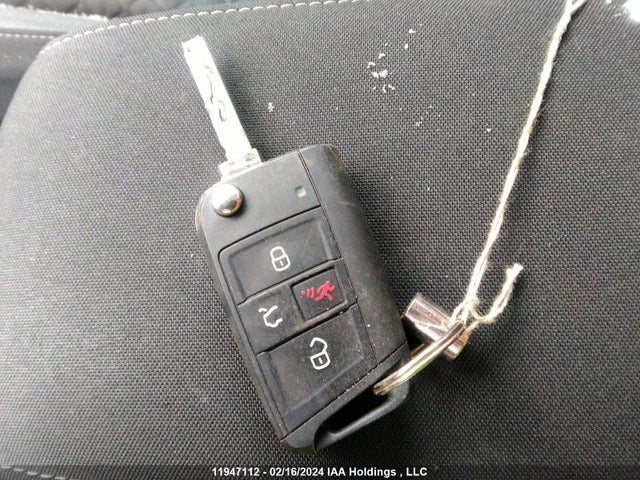 3VV0B7AX3JM197843 Volkswagen TIGUAN