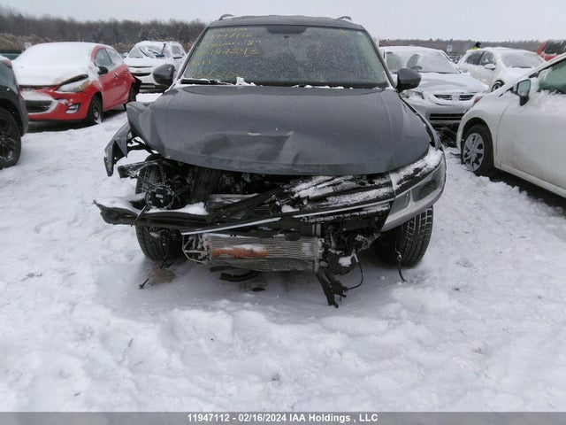 3VV0B7AX3JM197843 Volkswagen TIGUAN