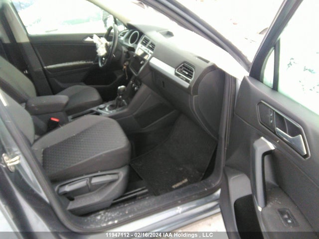 3VV0B7AX3JM197843 Volkswagen TIGUAN