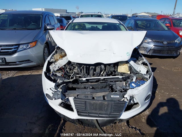 Ford FOCUS SE 2014 1FADP3K25EL364648 Image 6