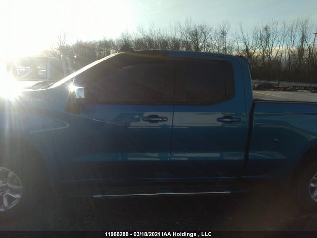 Chevrolet Silverado 1500 2022 1GCRDDED7NZ567582 Image 13