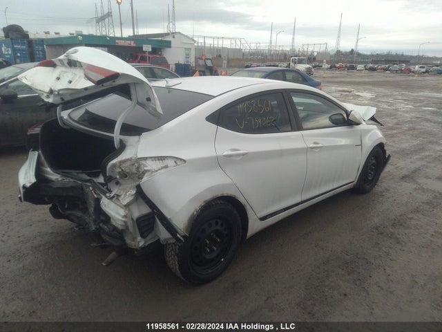 Hyundai ELANTRA GL 2016 5NPDH4AE1GH759362 Image 4