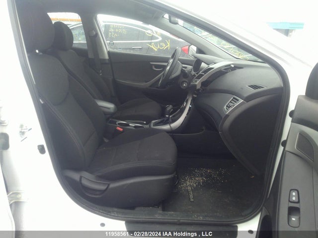 Hyundai ELANTRA GL 2016 5NPDH4AE1GH759362 Image 5