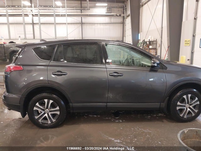 Toyota RAV4 LE 2016 2T3BFREV3GW513104 Image 14