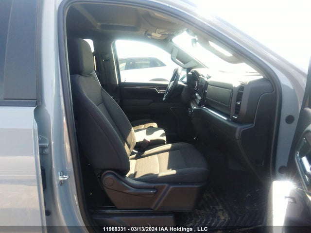 Chevrolet Silverado 1500 2024 1GCUDDED7RZ207034 Image 5