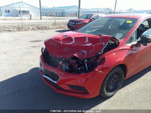 Chevrolet Cruze 2018 3G1BE6SM9JS536221 Image 6