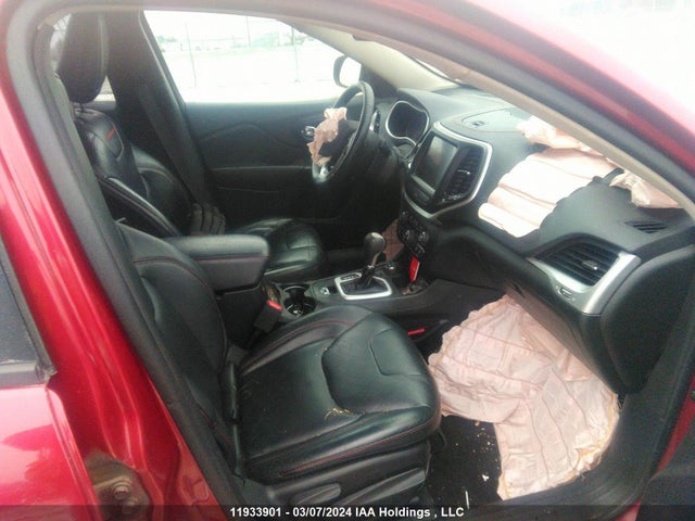 1C4PJMBS1GW358376 Jeep Cherokee Trailhawk