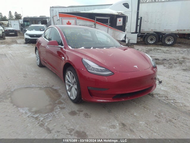 11970389 :رقم المزاد ، 5YJ3E1EB1JF126997 vin ، 2018 Tesla Model 3 Long Range/performance مزاد بيع