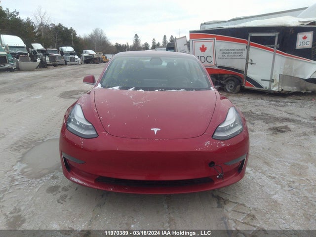 11970389 :رقم المزاد ، 5YJ3E1EB1JF126997 vin ، 2018 Tesla Model 3 Long Range/performance مزاد بيع