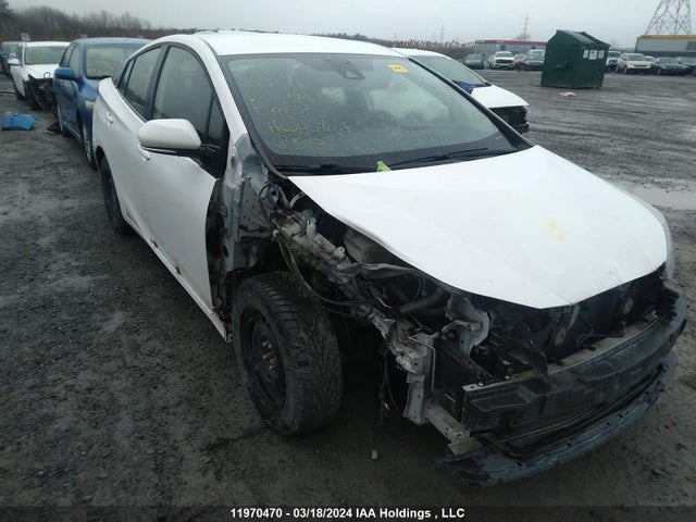 Toyota Prius Awd-e 2020 JTDL9RFU5L3019678 Image 1