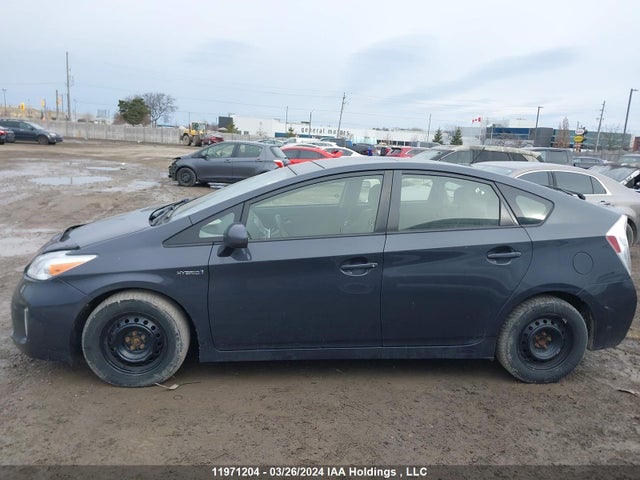 Toyota Prius 2015 JTDKN3DU5F0442693 Image 14