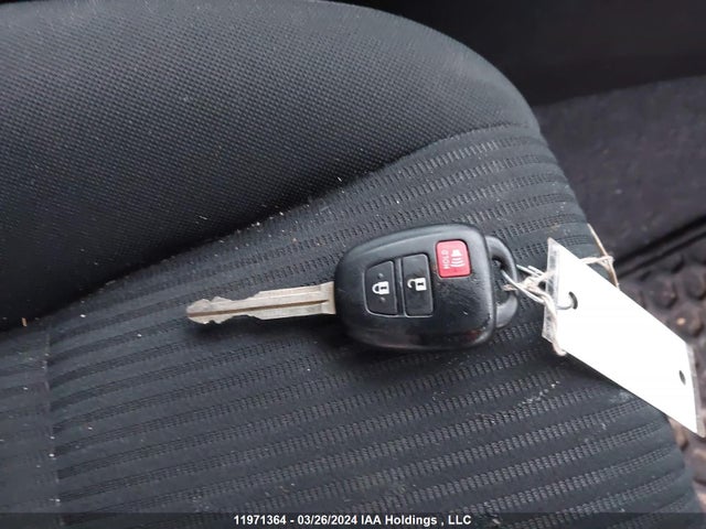 Toyota RAV4 LE 2016 2T3BFREV8GW430767 Image 11