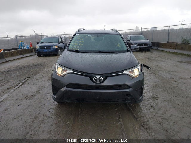 Toyota RAV4 LE 2016 2T3BFREV8GW430767 Image 12