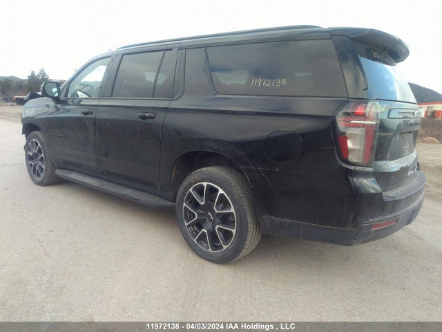 Chevrolet Suburban 2023 1GNSKEKDXPR353438 Image 3