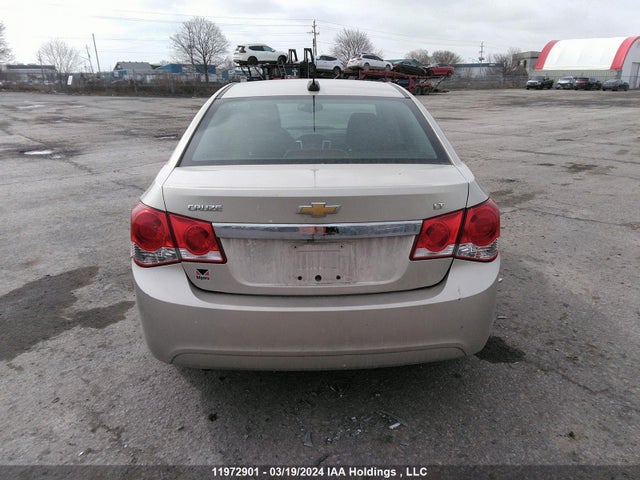 1G1PC5SB5F7285126 Chevrolet CRUZE LT