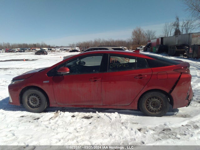 Toyota PRIUS PRIME 2018 JTDKARFP6J3079740 Image 14
