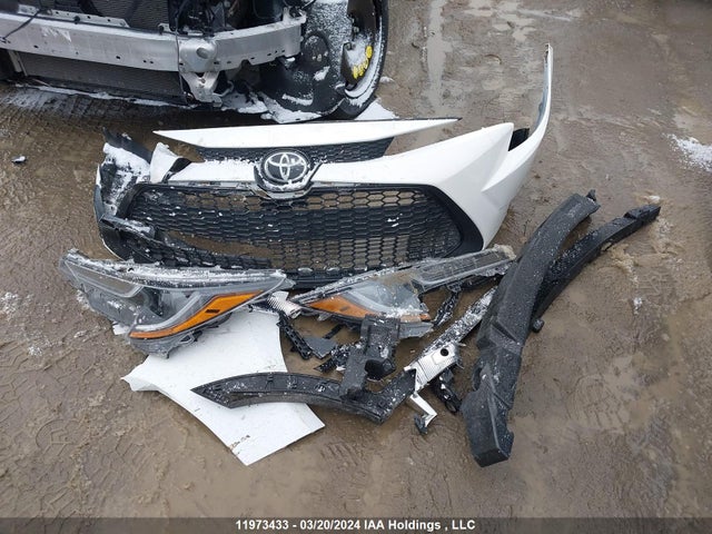 Toyota COROLLA LE 2022 5YFBPMBE4NP283374 Image 12