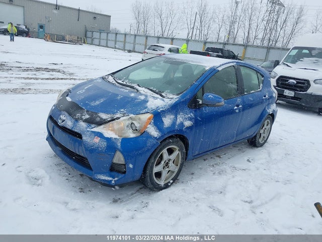 11974101 :رقم المزاد ، JTDKDTB33E1571800 vin ، 2014 Toyota Prius C Technology مزاد بيع