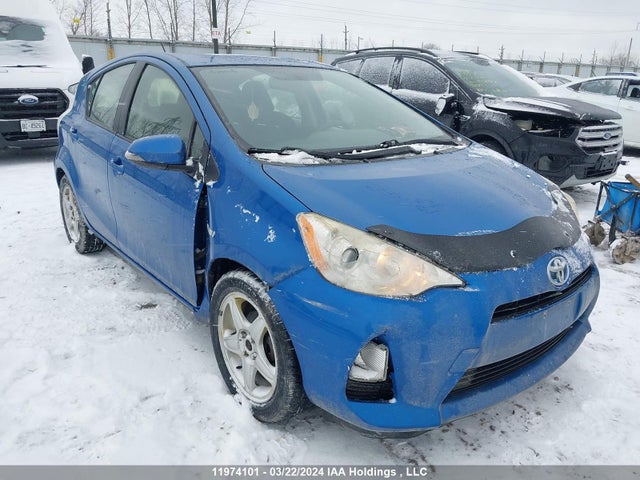 11974101 :رقم المزاد ، JTDKDTB33E1571800 vin ، 2014 Toyota Prius C Technology مزاد بيع