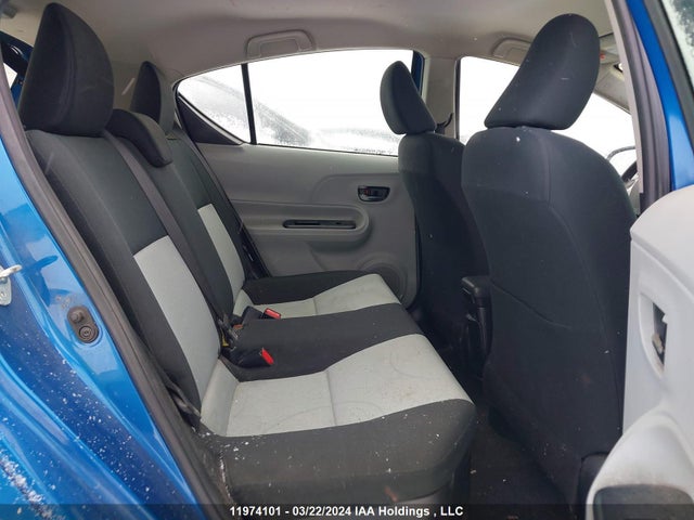 11974101 :رقم المزاد ، JTDKDTB33E1571800 vin ، 2014 Toyota Prius C Technology مزاد بيع