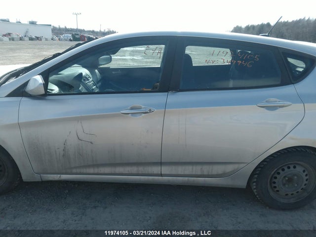 Hyundai ACCENT SE 2017 KMHCT5AE0HU349946 Image 15