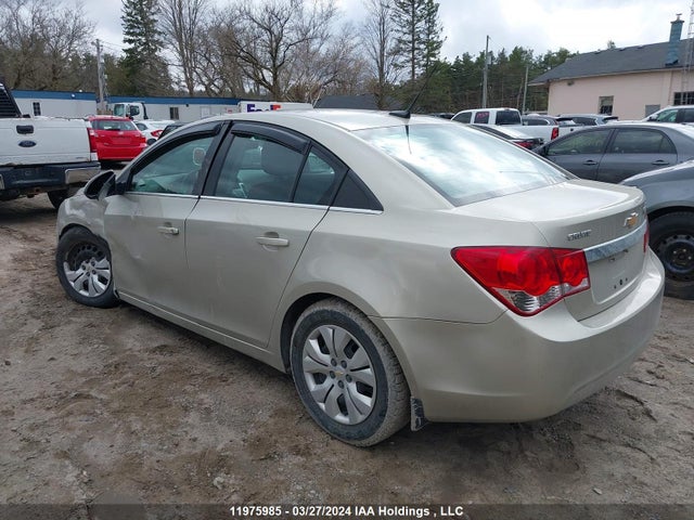 Chevrolet CRUZE LT 2014 1G1PC5SB5E7346134 Image 3
