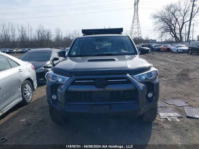 Toyota 4runner 2021 JTEHU5JRXM5952736 Image 12