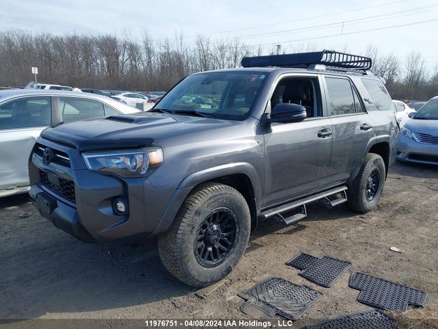 Toyota 4runner 2021 JTEHU5JRXM5952736 Image 2