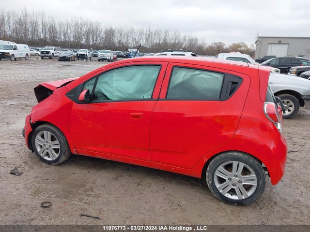 Chevrolet Spark 2014 KL8CD6S91EC514857 Image 14