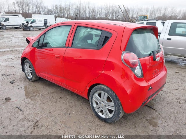 Chevrolet Spark 2014 KL8CD6S91EC514857 Image 3