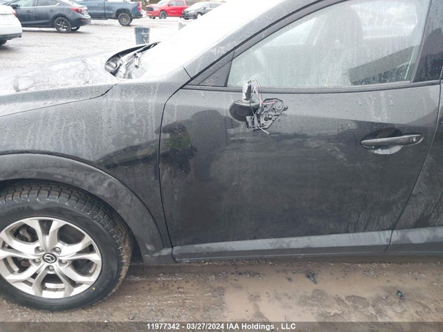 JM1DKFC79M1508524 Mazda Cx-3 Touring