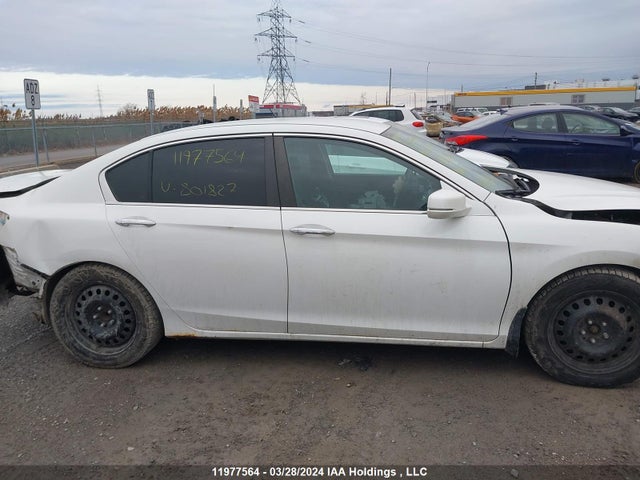 Honda Accord 2014 1HGCR2F56EA801827 Image 14