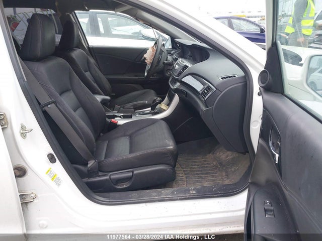 Honda Accord 2014 1HGCR2F56EA801827 Image 5