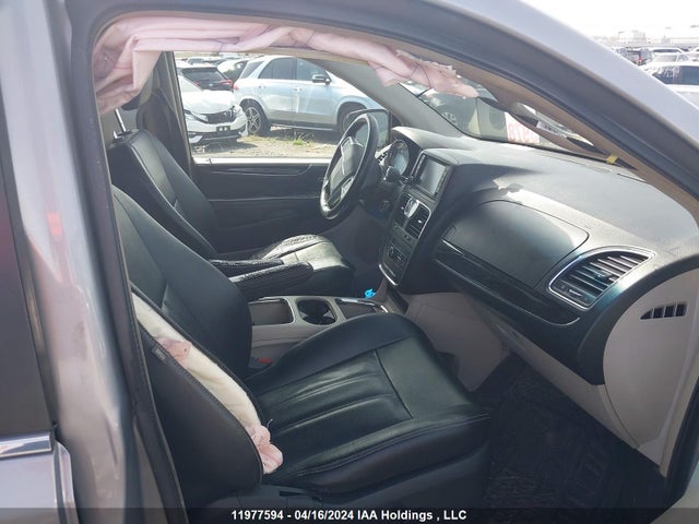 2C4RC1CG1FR504200 Chrysler Town & Country Touring L