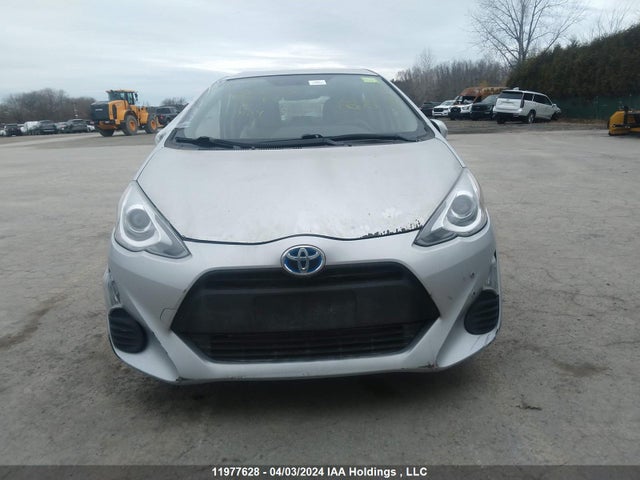 Toyota Prius C Technology 2016 JTDKDTB34G1136285 Image 13