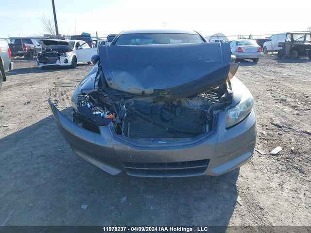 Auction sale of the 2012 Honda Accord Sedan, vin: 1HGCP2F88CA802698, lot number: 11978237