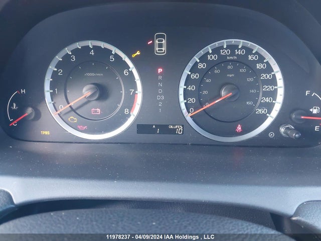 Auction sale of the 2012 Honda Accord Sedan, vin: 1HGCP2F88CA802698, lot number: 11978237
