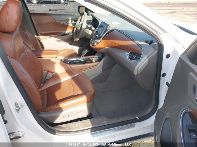 1G1ZH5SX4GF239879 Chevrolet Malibu