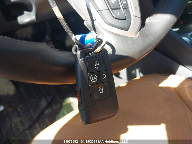 3VWGM7BU3PM049970 Volkswagen JETTA SEL