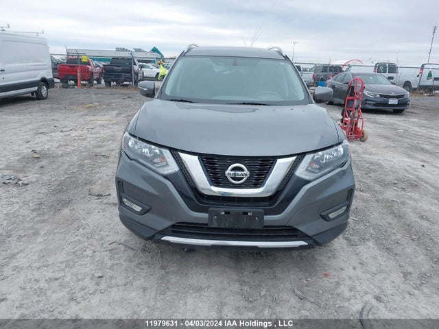 Nissan Rogue 2017 5N1AT2MV5HC739917 Image 32